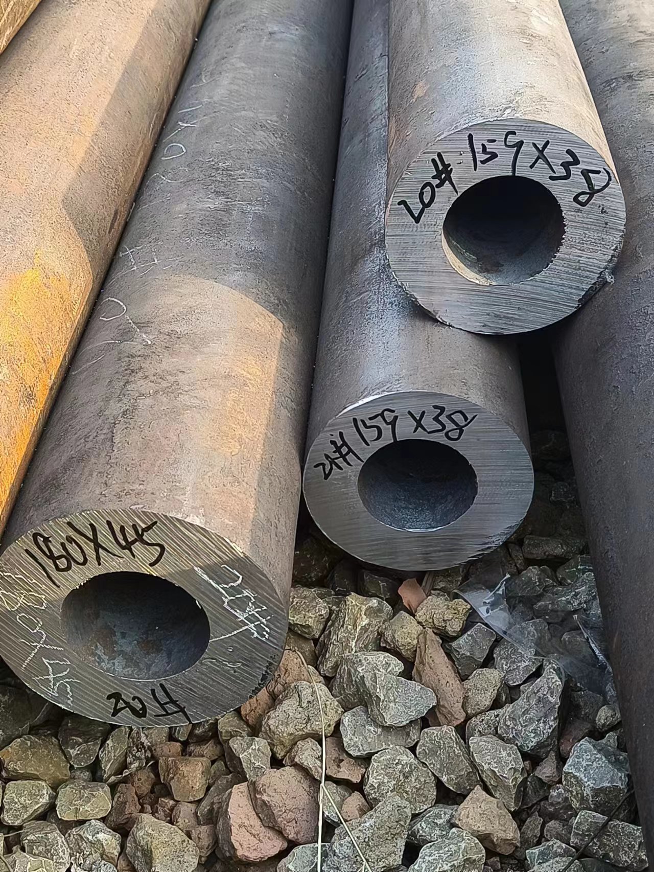 q345b無縫鋼管價格 山東聊城無（wú）縫鋼管廠